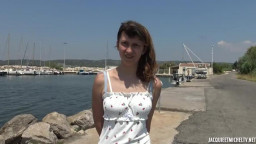 JacquieEtMichelTV - Melany, 23, model living in Lyon!