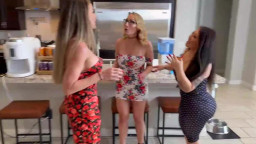Crystal Clark, Coco Vandi, Tokyo Leigh - Stepmom and Her Friends Try Young College Dick
