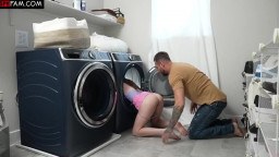 Tess Thompson - Stuck Stepdaughter 06 12 2025