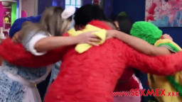 Elizabeth Mauez, Malena Doll, Sara Blonde - The P-Luche Family 2 06-02-2026