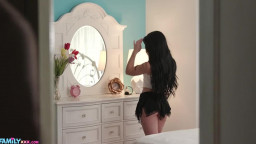 Delilah Dagger - Stepsis Delilah Dagger Is Too Hot To Handle 05 02 2026